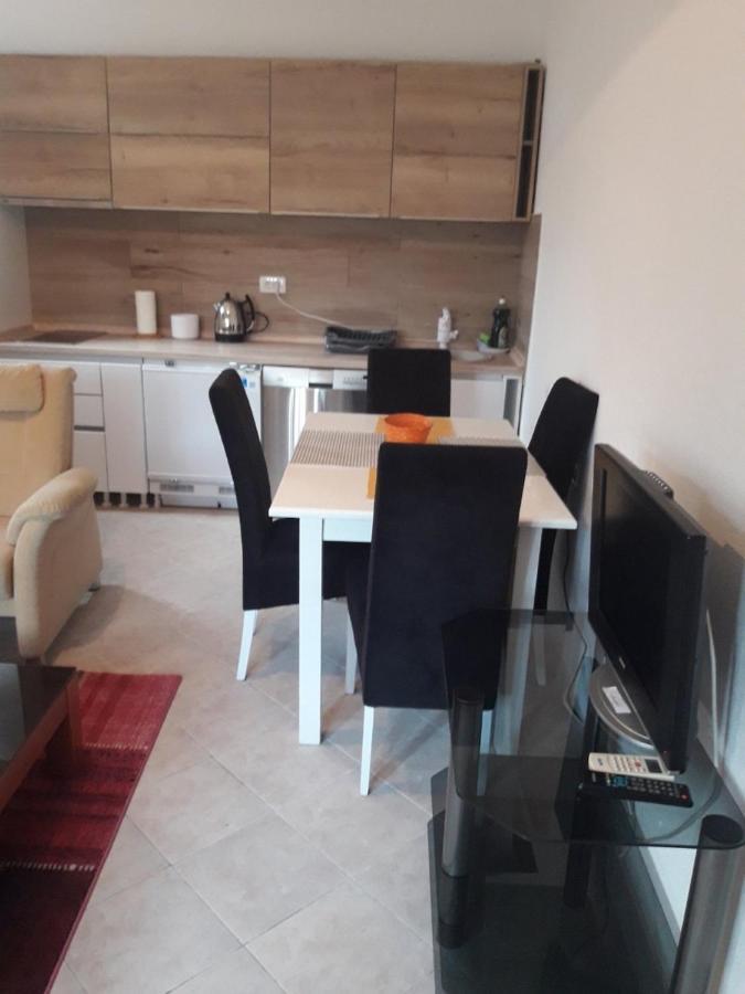 Macko, Apartmani Tivat Eksteriør billede